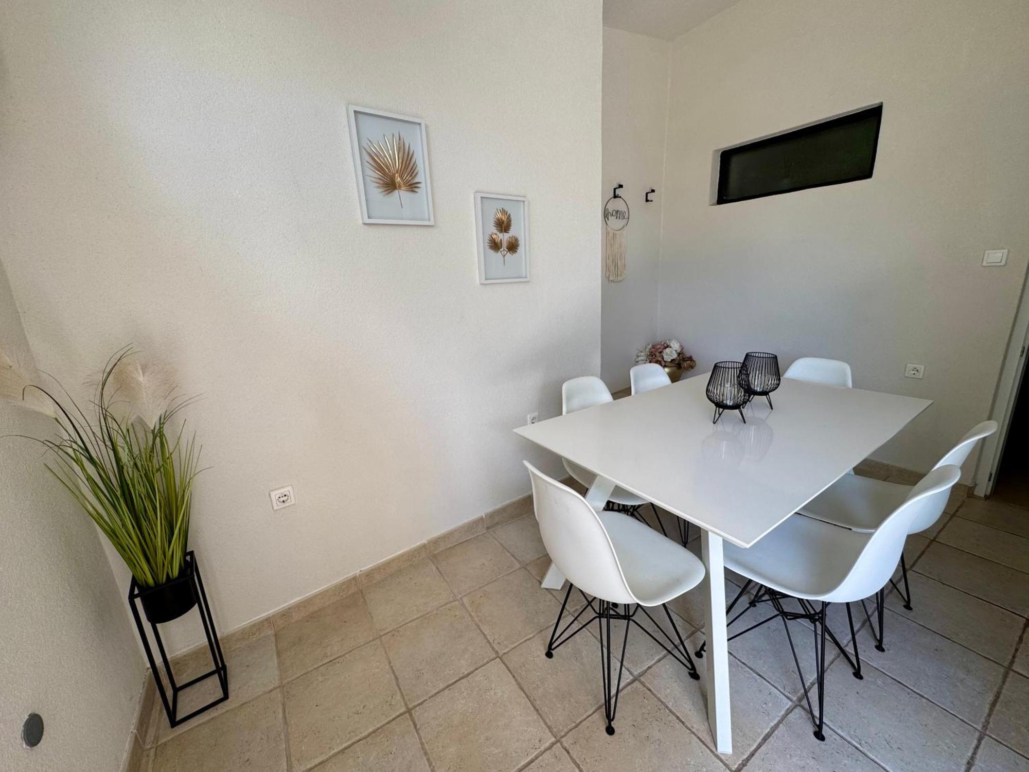 Apartment Urban Oasis ツリクヴェニツァ エクステリア 写真